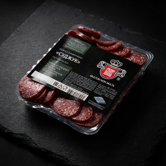 Колбаса сырокопченая суджук «Велес»